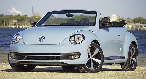 Volkswagen Beetle Convertible Turbo 2013